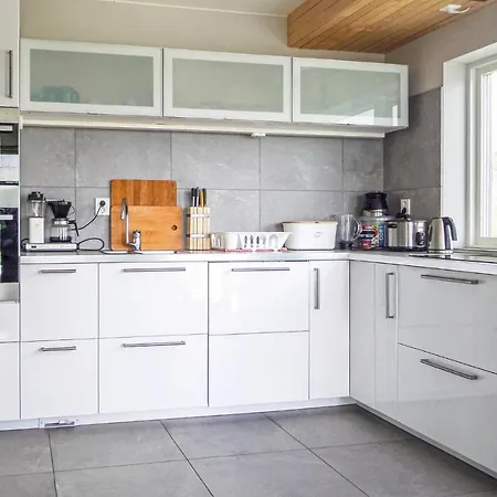 Awesome In Bokn With Sauna דירה